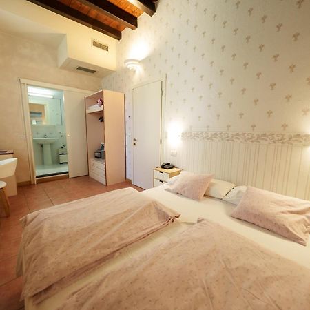 Hotel San Filis San Felice del Benaco Zewnętrze zdjęcie