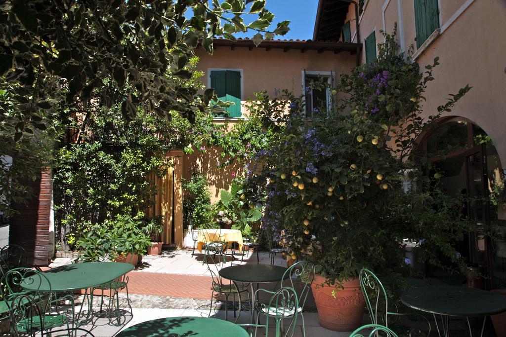 Hotel San Filis San Felice del Benaco Zewnętrze zdjęcie